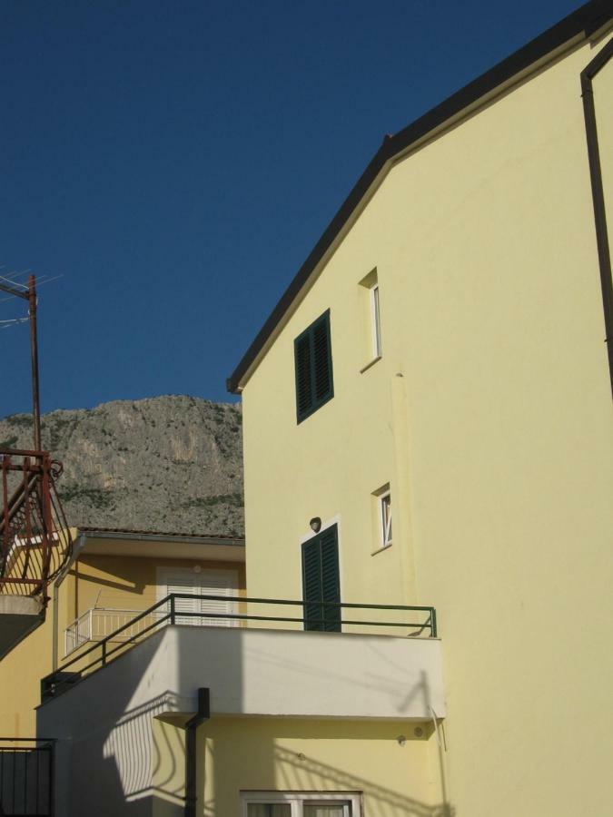 Apartmani Niko Podgora Bagian luar foto