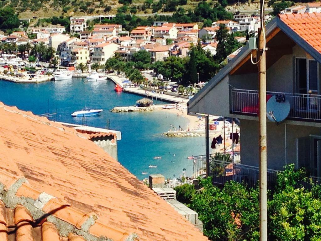 Apartmani Niko Podgora Bagian luar foto