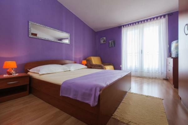 Apartmani Niko Podgora Bagian luar foto